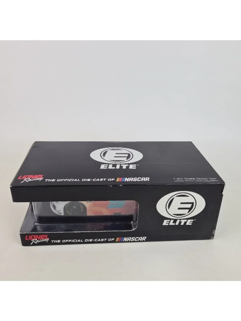 Lionel Racing 1:24 Diecast Elite 2021 Camaro ZL1 Llumar #9 Chase Elliott E15